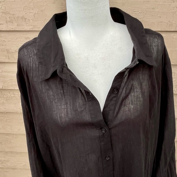 NWT! Swimsuits for All Shea high-low button cover shirt! - Picture 2 of 6